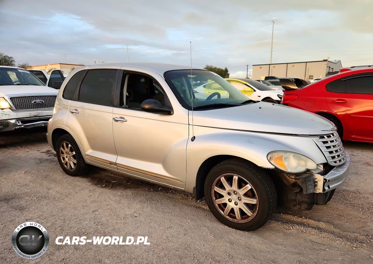 2008 Chrysler Pt Cruiser Touring VIN:3A8FY58B58T247835 - 4