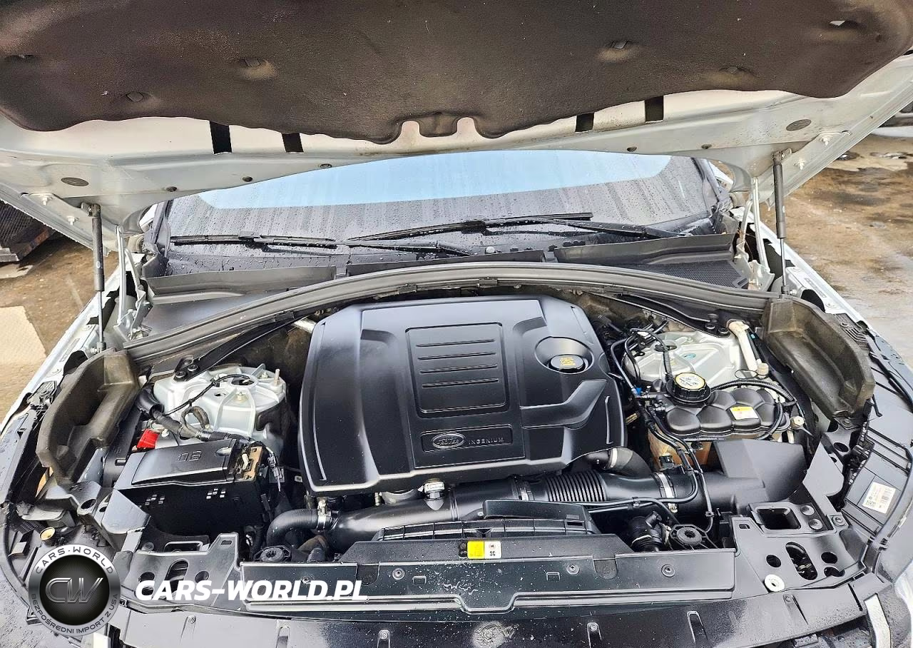 2018 Land Rover Range Rover Velar R-Dynamic Se VIN:SALYL2RX2JA735864 - 12