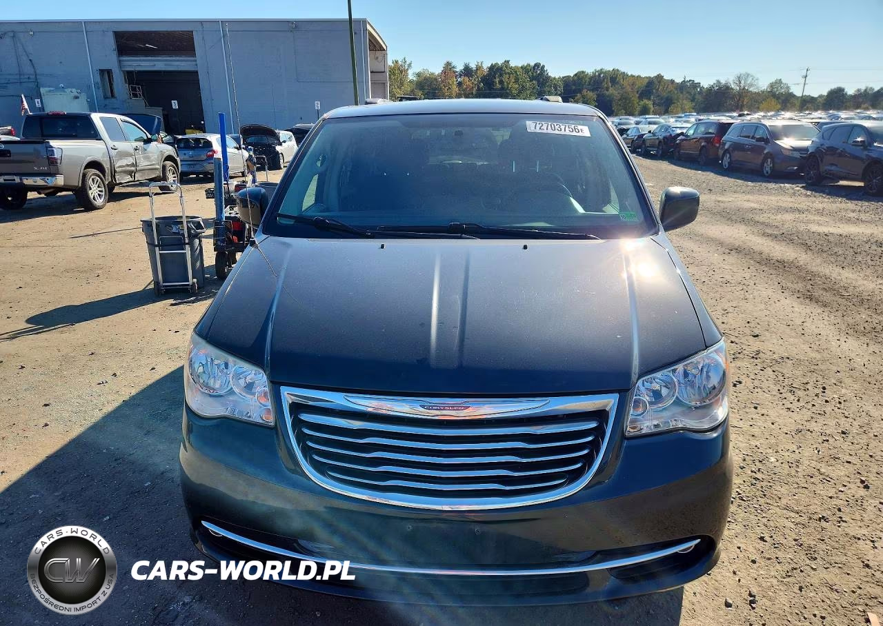 2012 Chrysler Town & Country Touring VIN:2C4RC1BG7CR168744 - 5