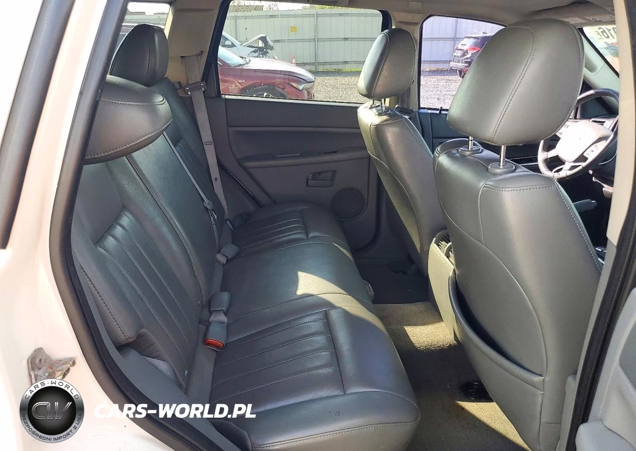 2007 Jeep Grand Cherokee Laredo VIN:1J8GR48K47C502108 - 11