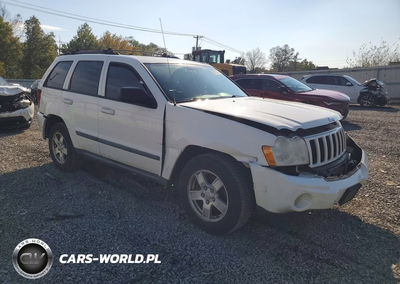 2007 Jeep Grand Cherokee Laredo VIN:1J8GR48K47C502108 - 4