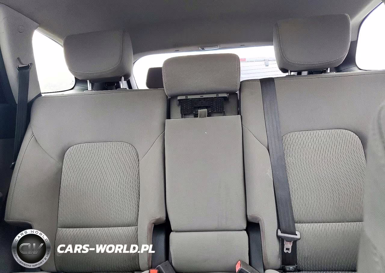 2018 Hyundai Santa Fe Se VIN:KM8SM4HF5JU269212 - 10