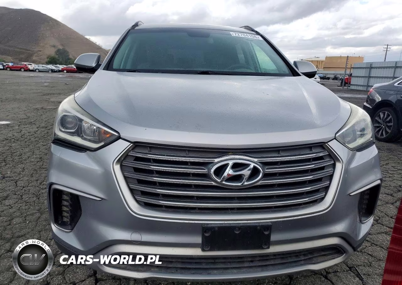 2018 Hyundai Santa Fe Se VIN:KM8SM4HF5JU269212 - 5
