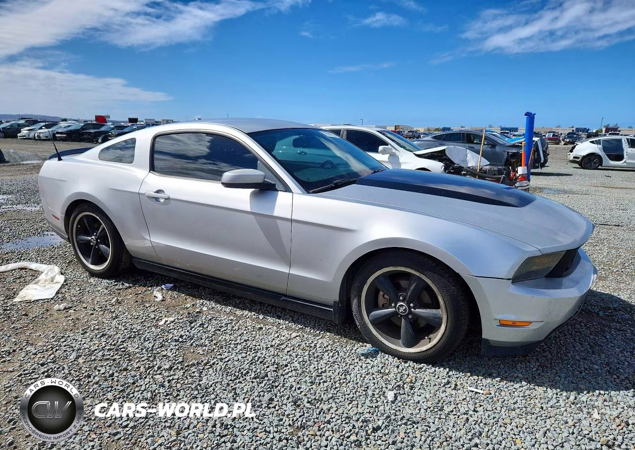 2010 Ford Mustang VIN:1ZVBP8AN3A5114881 - 4