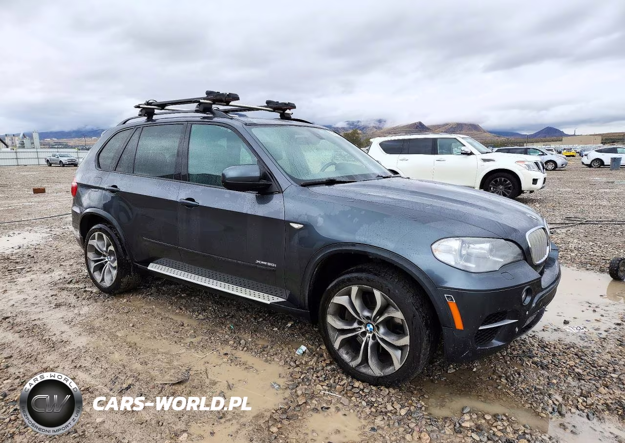2012 BMW X5 xDrive50I VIN:5UXZV8C58CL425918 - 4
