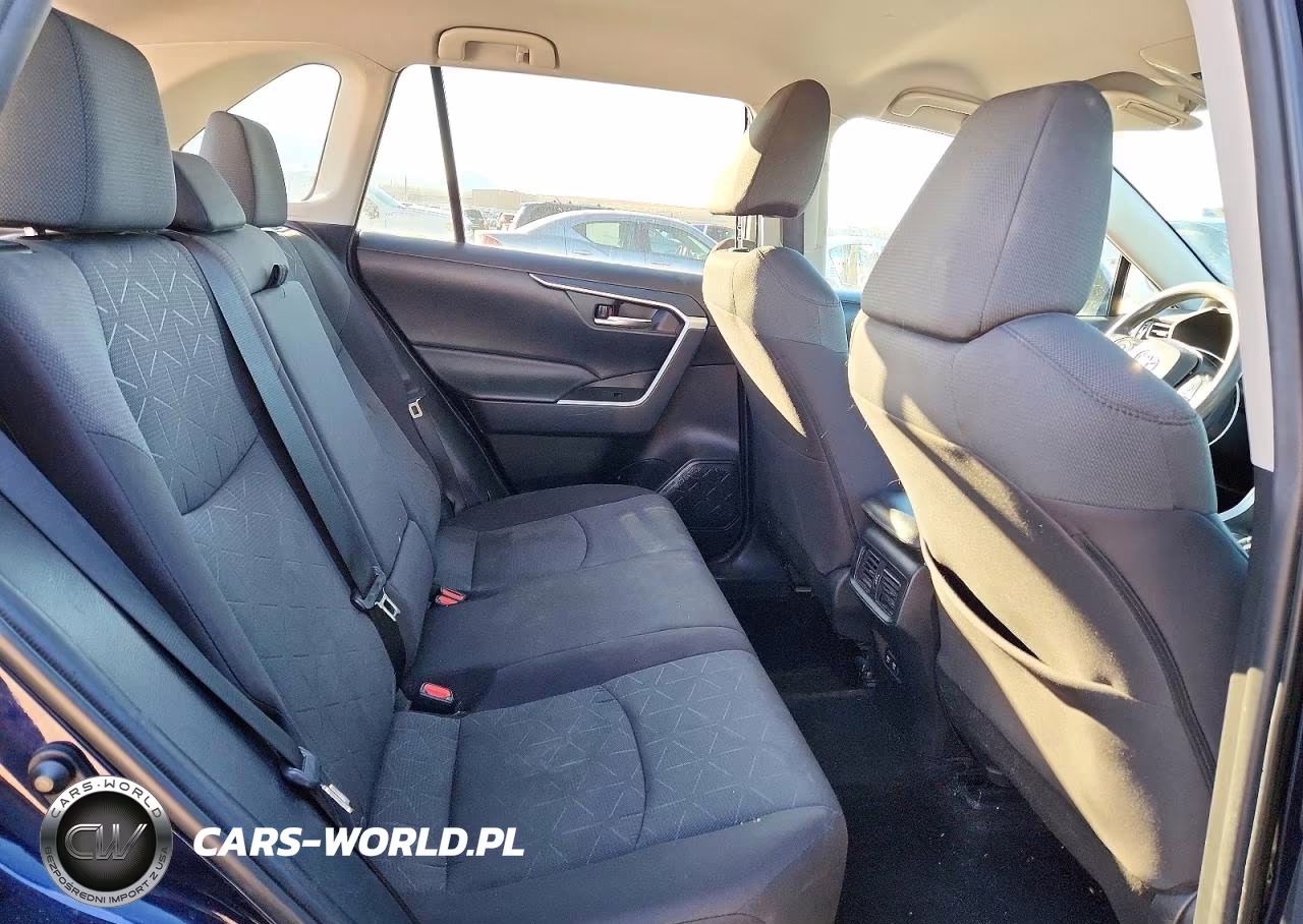 2021 Toyota Rav4 Xle VIN:2T3P1RFV3MW215778 - 10