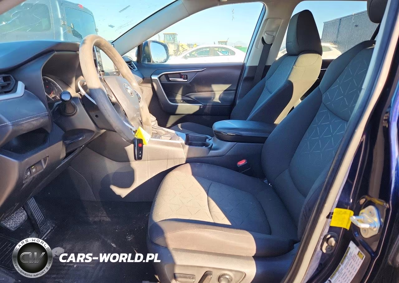 2021 Toyota Rav4 Xle VIN:2T3P1RFV3MW215778 - 7