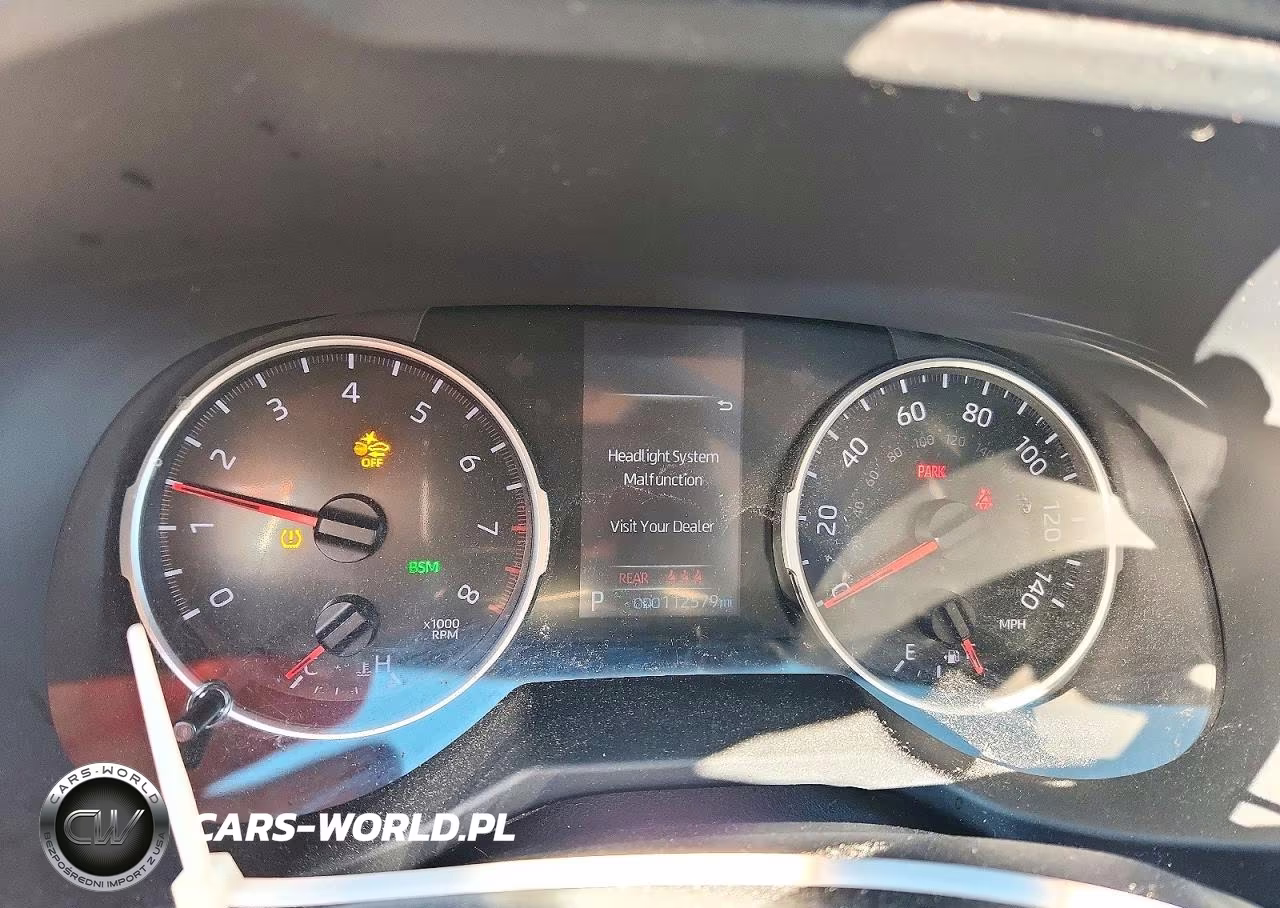 2021 Toyota Rav4 Xle VIN:2T3P1RFV3MW215778 - 9