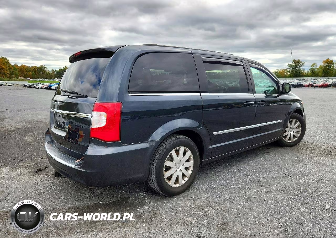 2014 Chrysler Town & Country Touring VIN:2C4RC1BG4ER168459 - 3