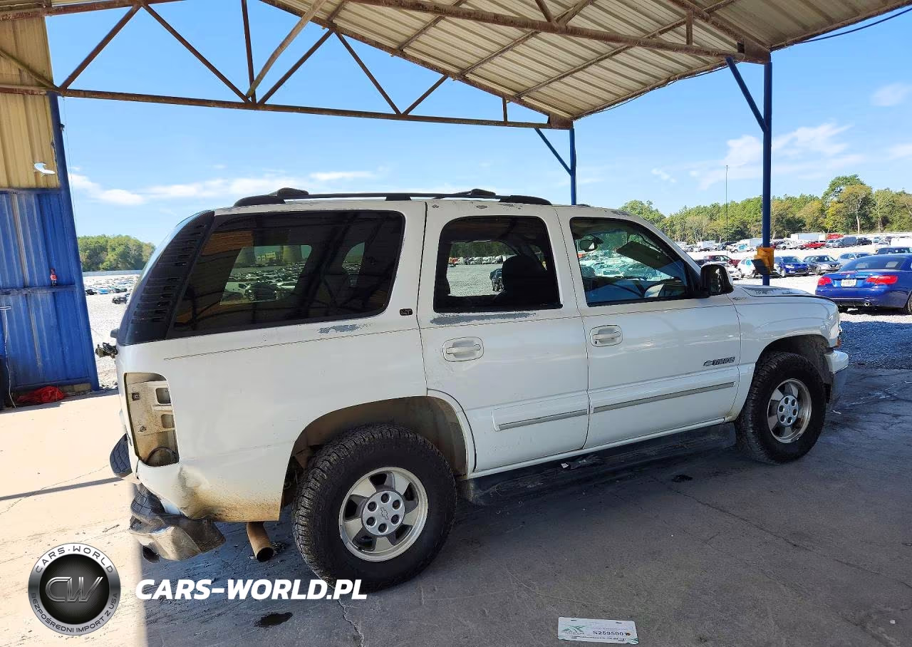 2003 Chevrolet Tahoe C1500 VIN:1GNEC13Z43J275745 - 3