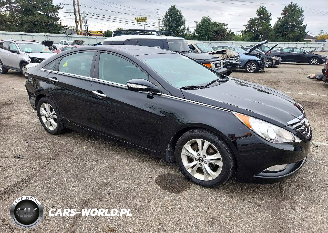 2011 Hyundai Sonata Limited VIN:5NPEC4AC3BH125545 - 4