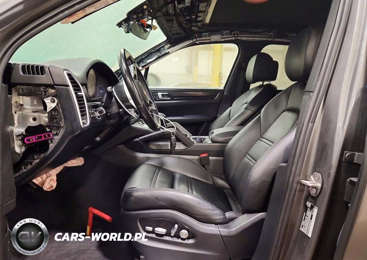 2021 Porsche Cayenne VIN:WP1AA2AY8MDA00729 - 7
