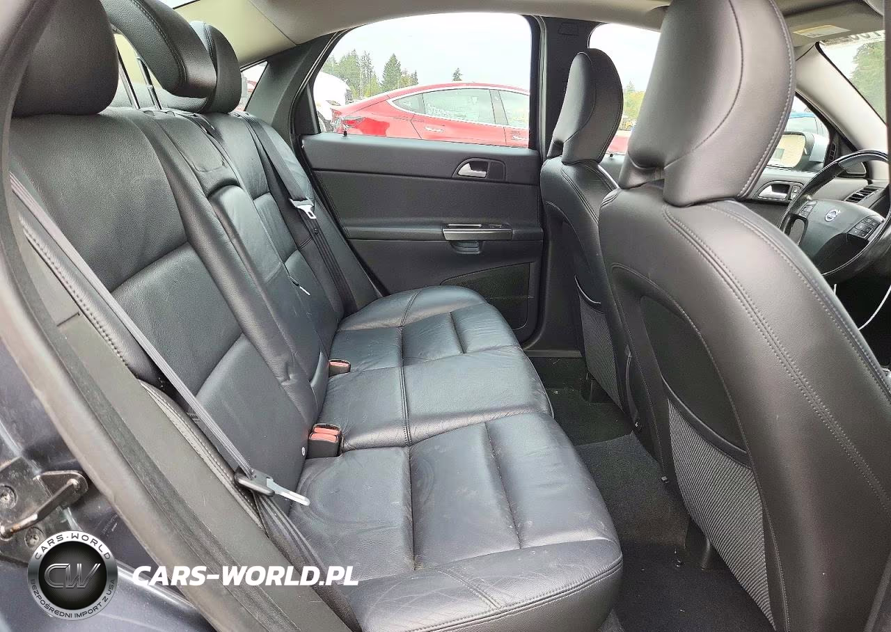 2010 Volvo S40 T5 VIN:YV1672MH1A2513002 - 10