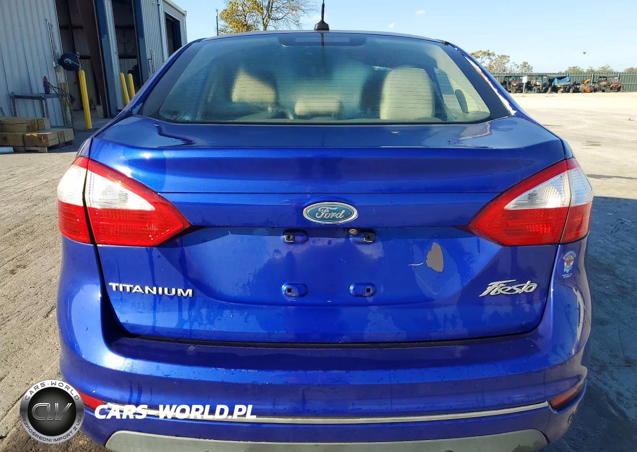 2015 Ford Fiesta Titanium VIN:3FADP4CJ0FM189723 - 6