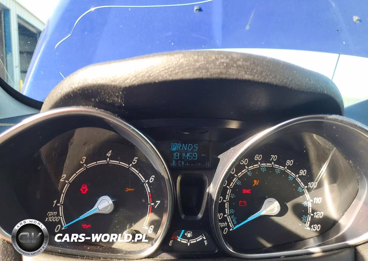 2015 Ford Fiesta Titanium VIN:3FADP4CJ0FM189723 - 9