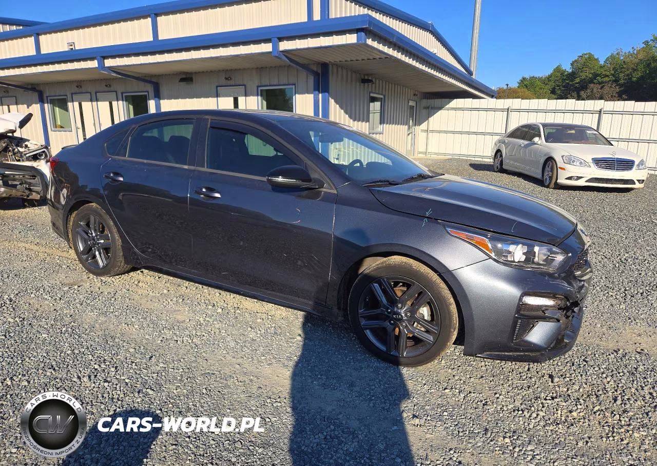 2021 Kia Forte Gt Line VIN:3KPF34AD3ME382497 - 4