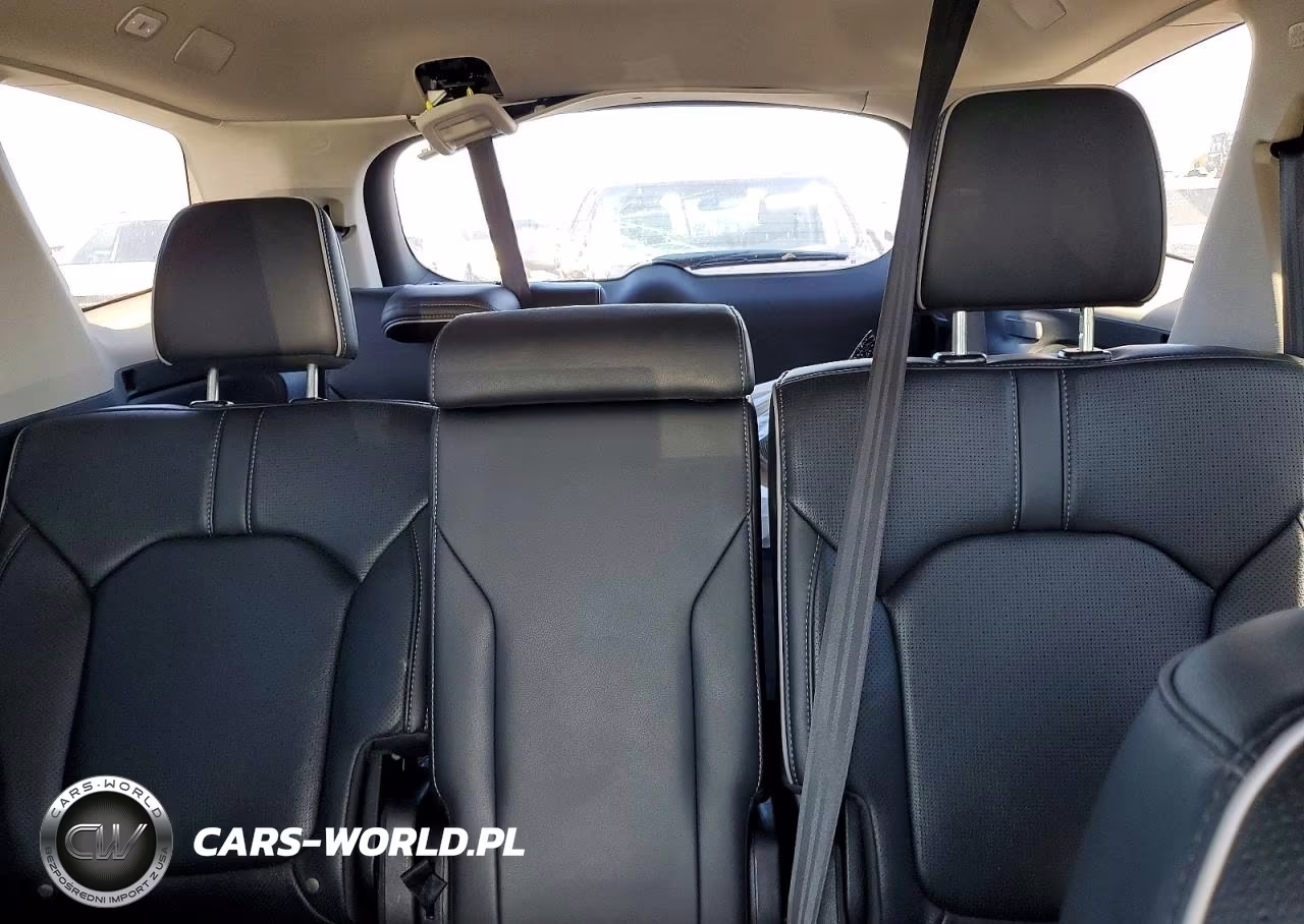 2023 Honda Pilot Elite VIN:5FNYG1H87PB041235 - 10