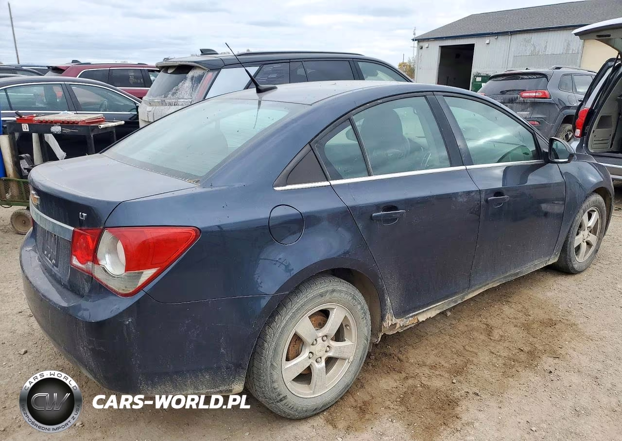 2014 Chevrolet Cruze Lt VIN:1G1PC5SBXE7380036 - 3