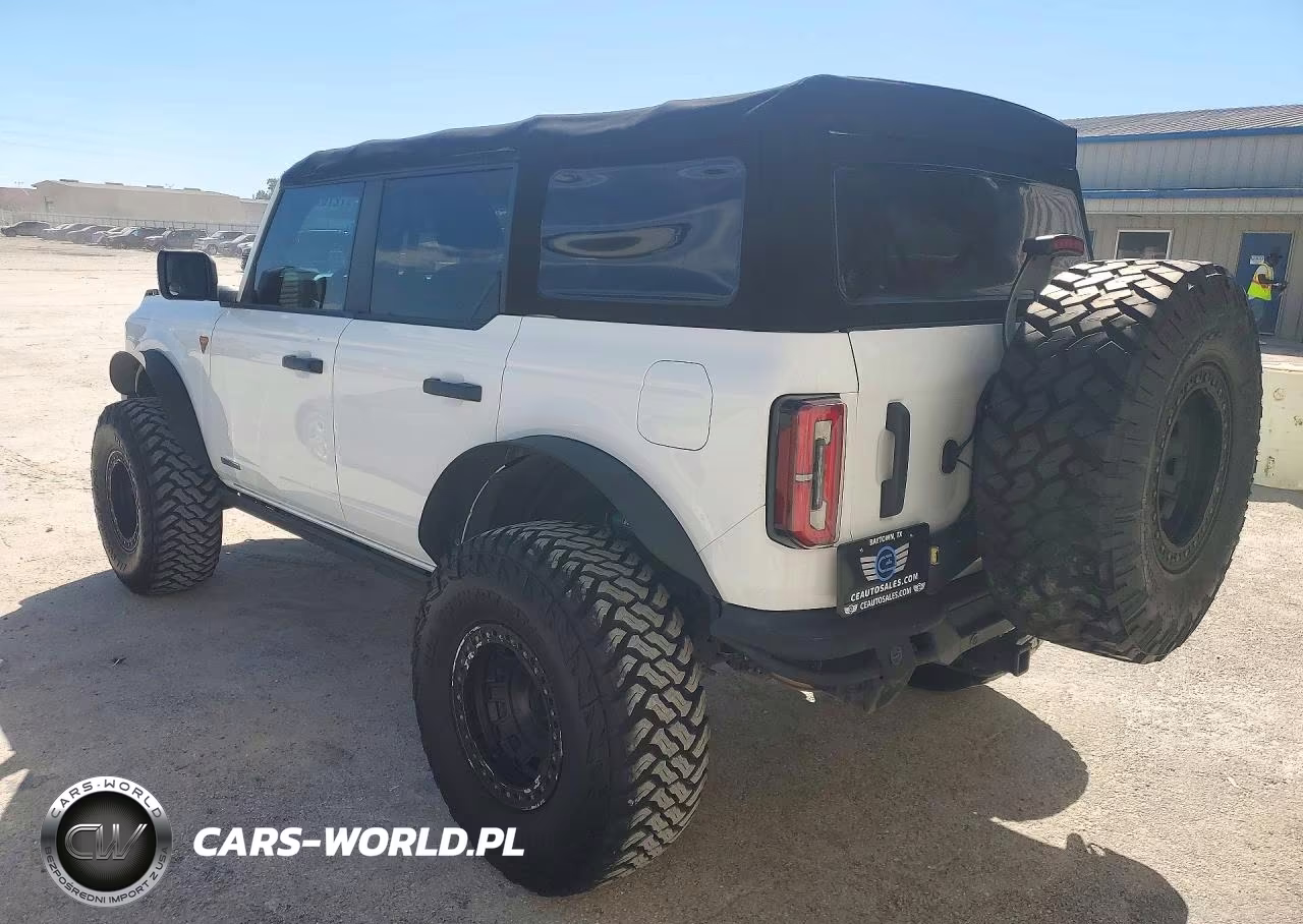 2022 Ford Bronco Base VIN:1FMEE5DH7NLA85571 - 2