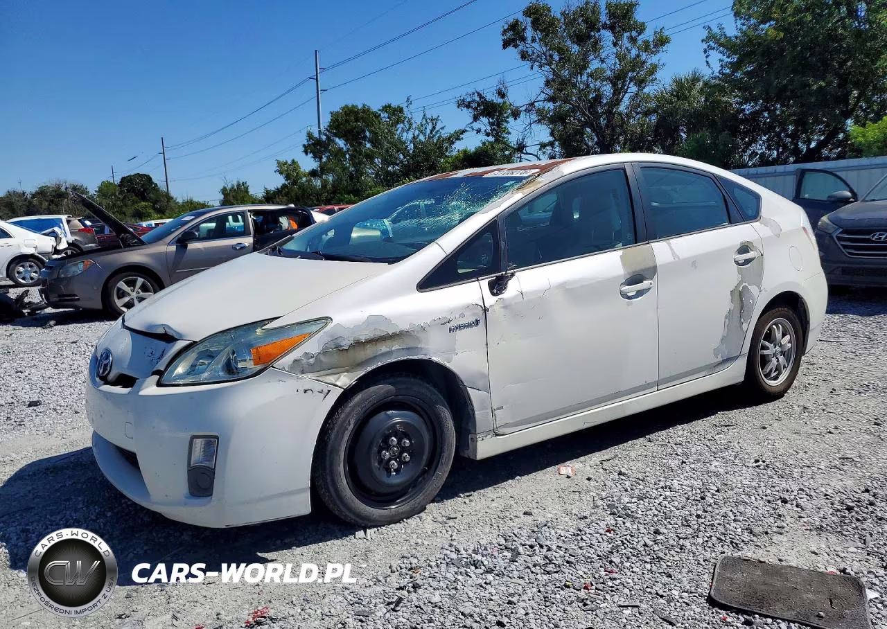 2011 Toyota Prius Two – zdjęcie 1 z 13