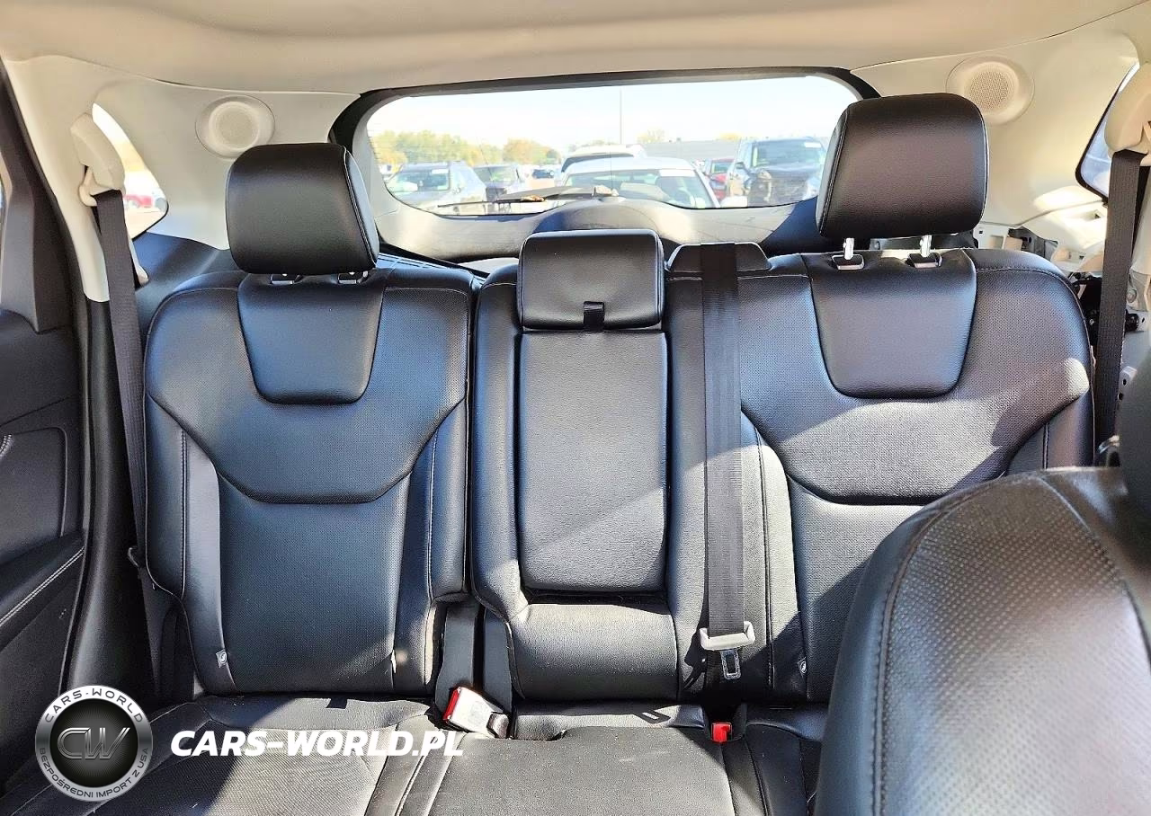2020 Ford Edge Titanium VIN:2FMPK4K93LBA00603 - 10
