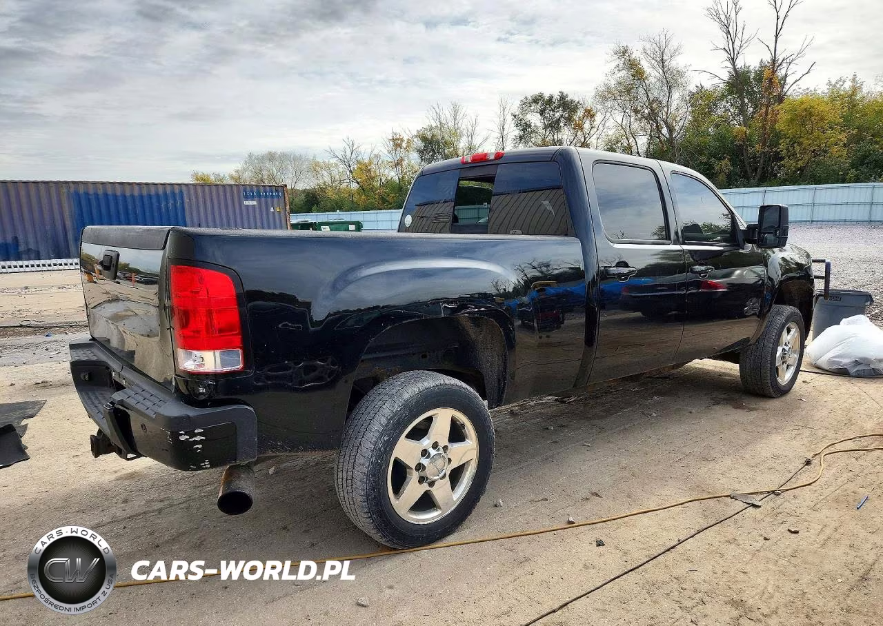 2013 GMC Sierra K2500 Denali VIN:1GT125E84DF127850 - 3