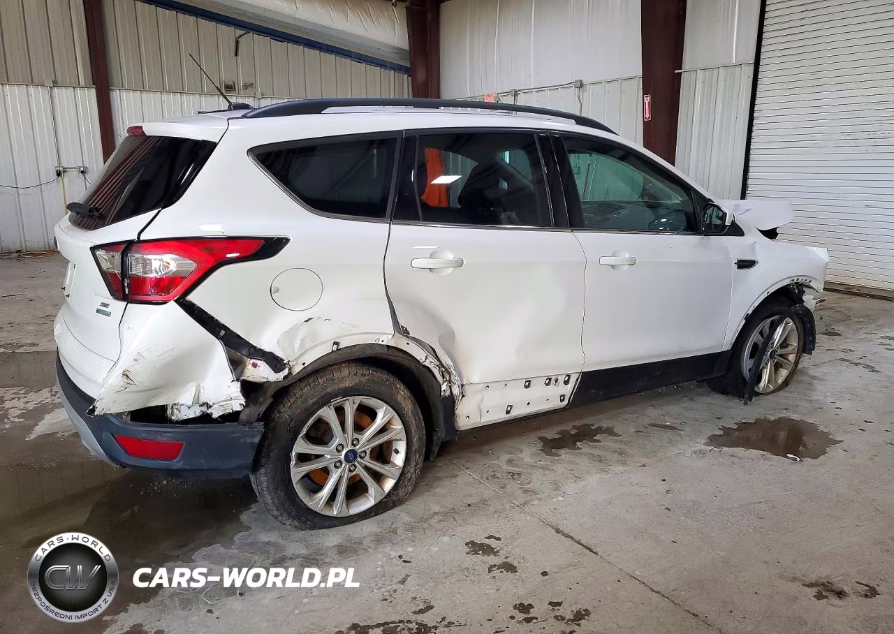 2018 Ford Escape Se VIN:1FMCU0GD9JUA81399 - 3