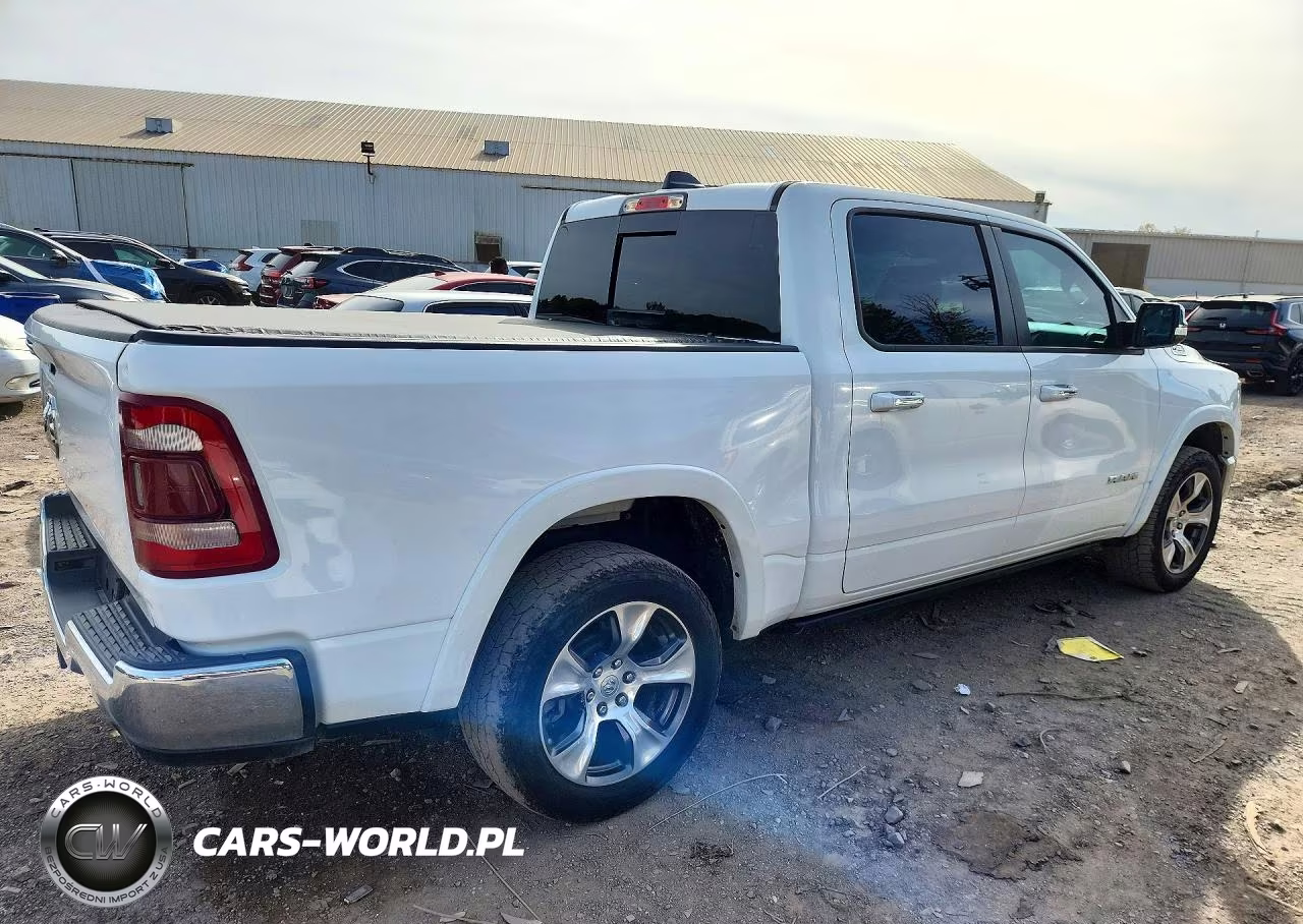 2021 Ram 1500 Laramie VIN:1C6SRFJM4MN830936 - 3