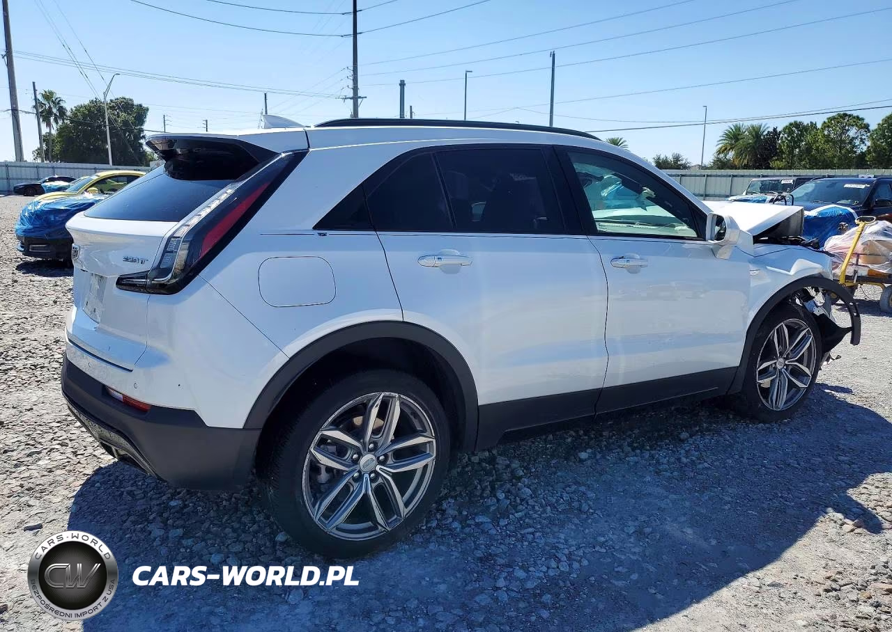 2020 Cadillac Xt4 Sport VIN:1GYFZER46LF006545 - 3