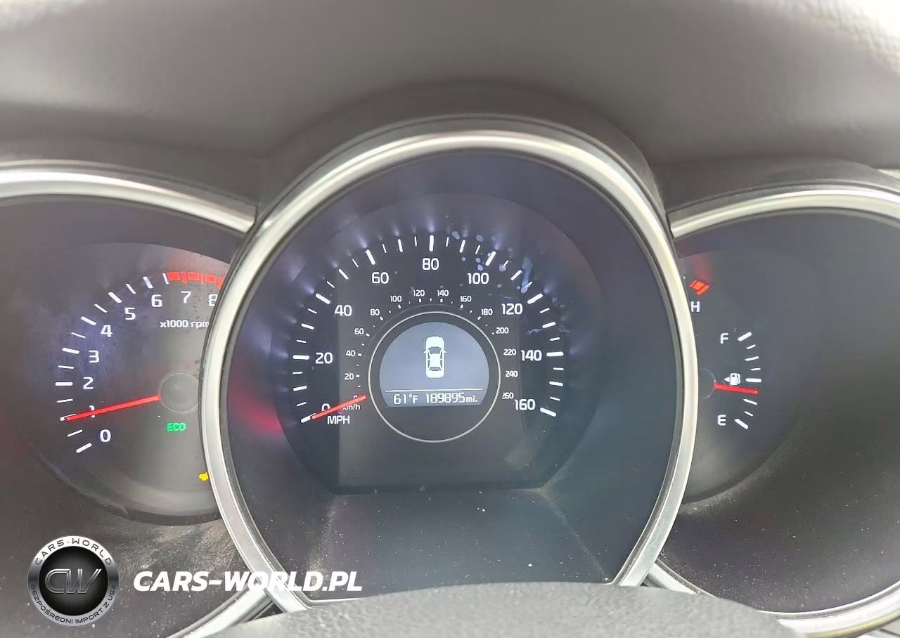 2015 Kia Optima Lx VIN:5XXGM4A78FG371730 - 9