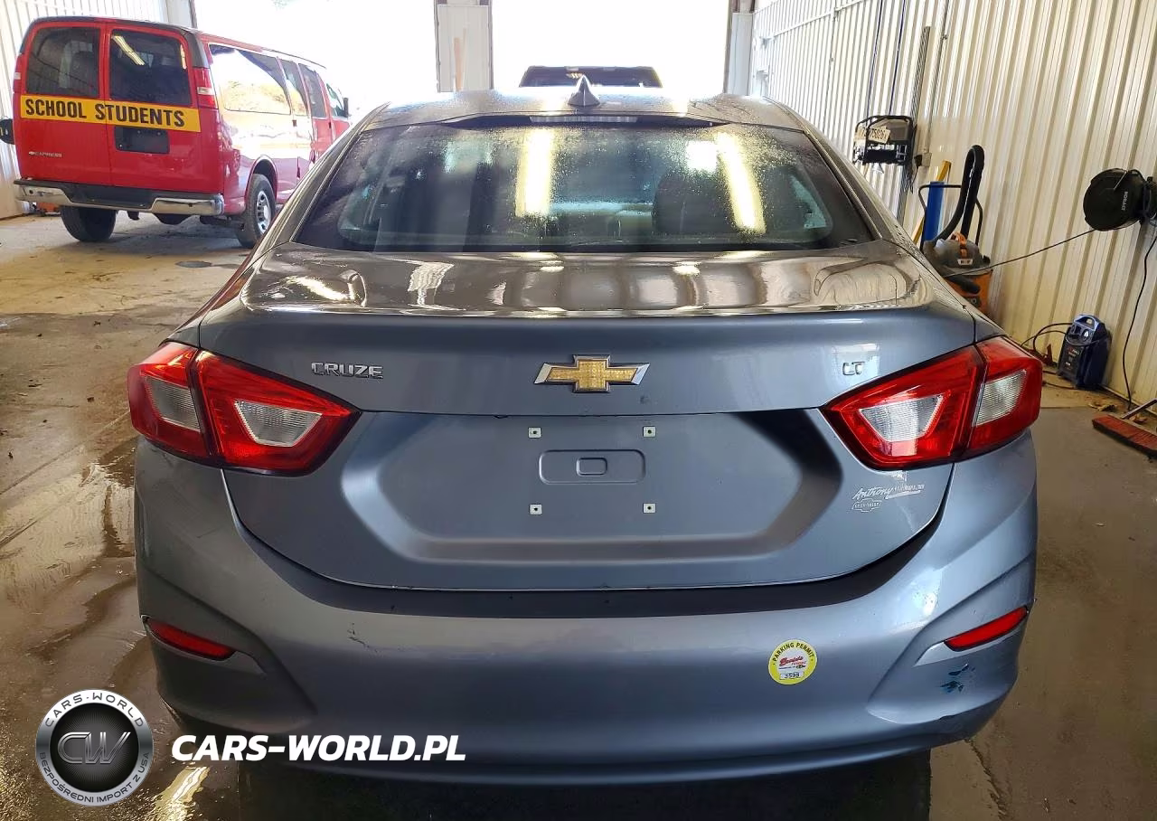 2018 Chevrolet Cruze Lt VIN:1G1BE5SM4J7228883 - 6