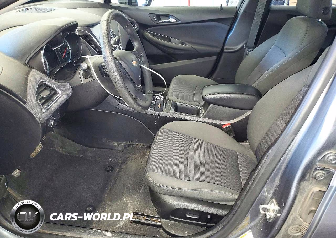 2018 Chevrolet Cruze Lt VIN:1G1BE5SM4J7228883 - 7