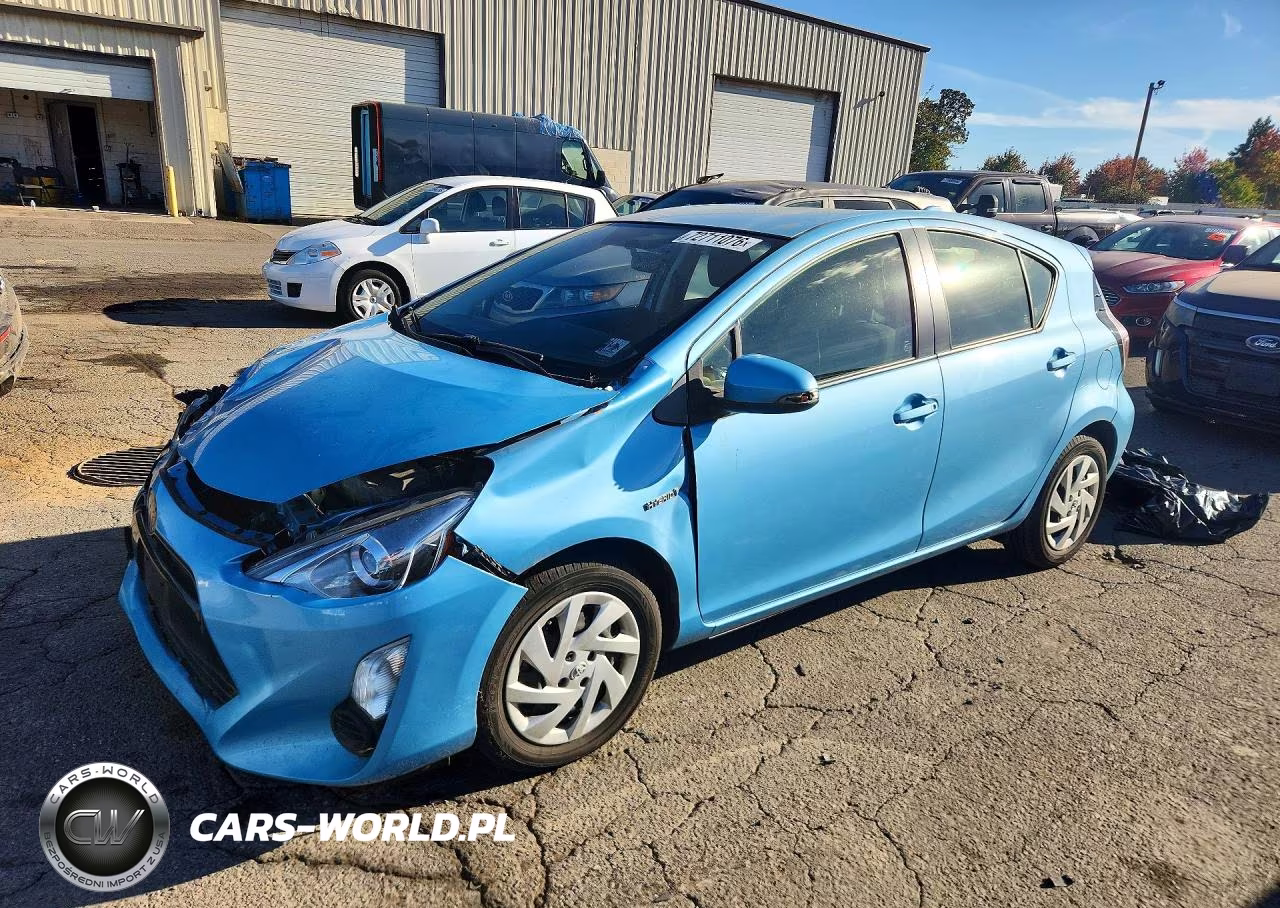 2015 Toyota Prius C Two