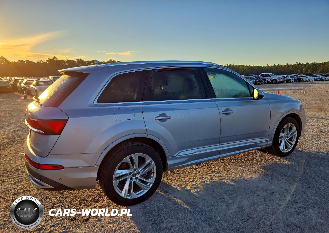 2020 Audi Q7 Premium Plus VIN:WA1LXAF73LD004733 - 3