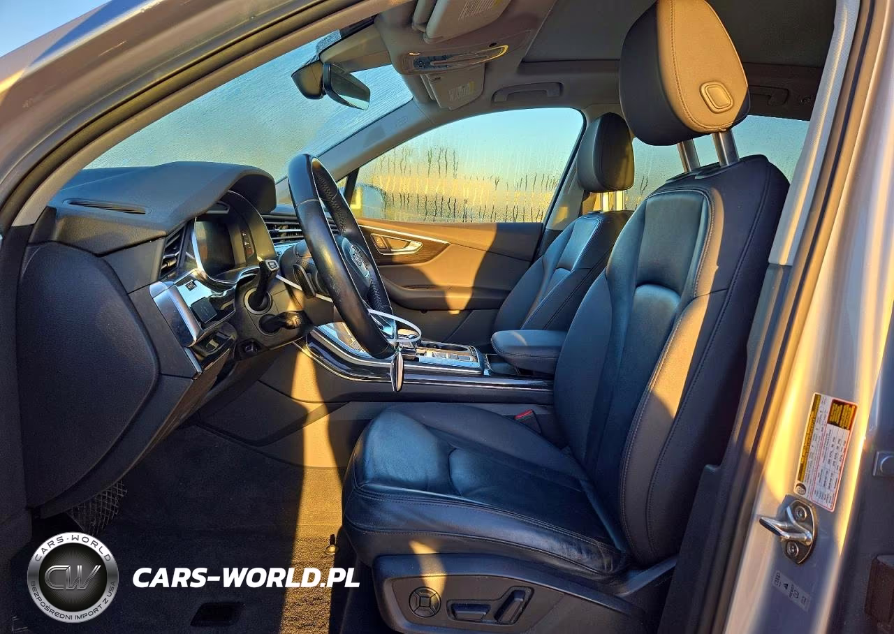 2020 Audi Q7 Premium Plus VIN:WA1LXAF73LD004733 - 7