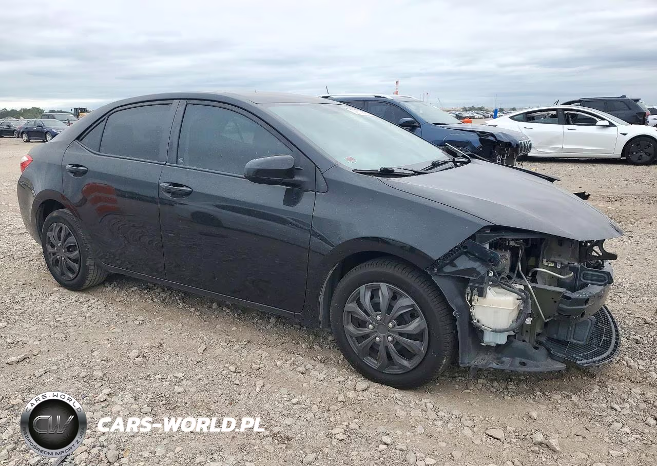 2016 Toyota Corolla Le VIN:5YFBURHE0GP562661 - 4