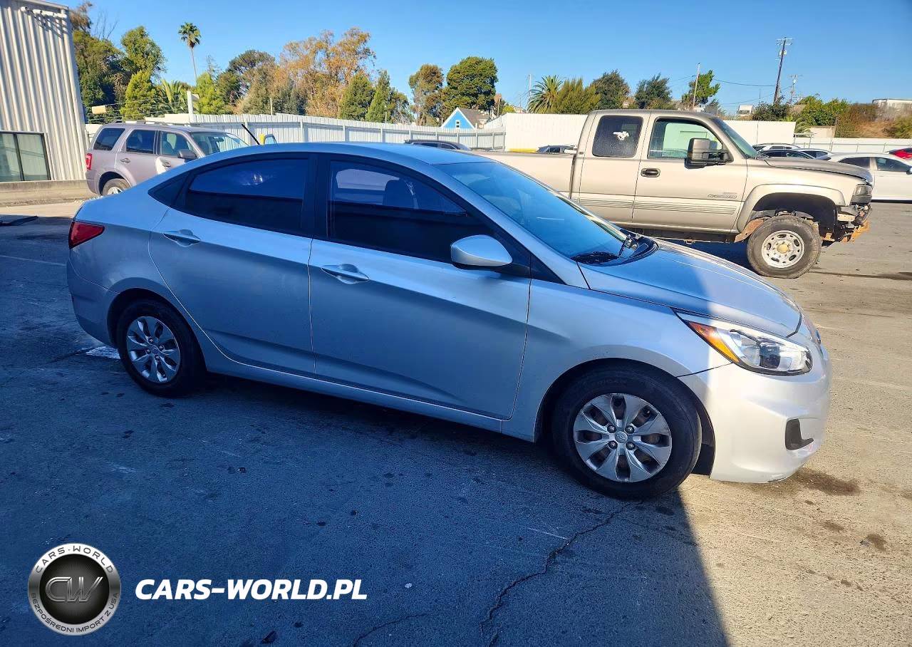 2017 Hyundai Accent Se VIN:KMHCT4AE4HU340189 - 4