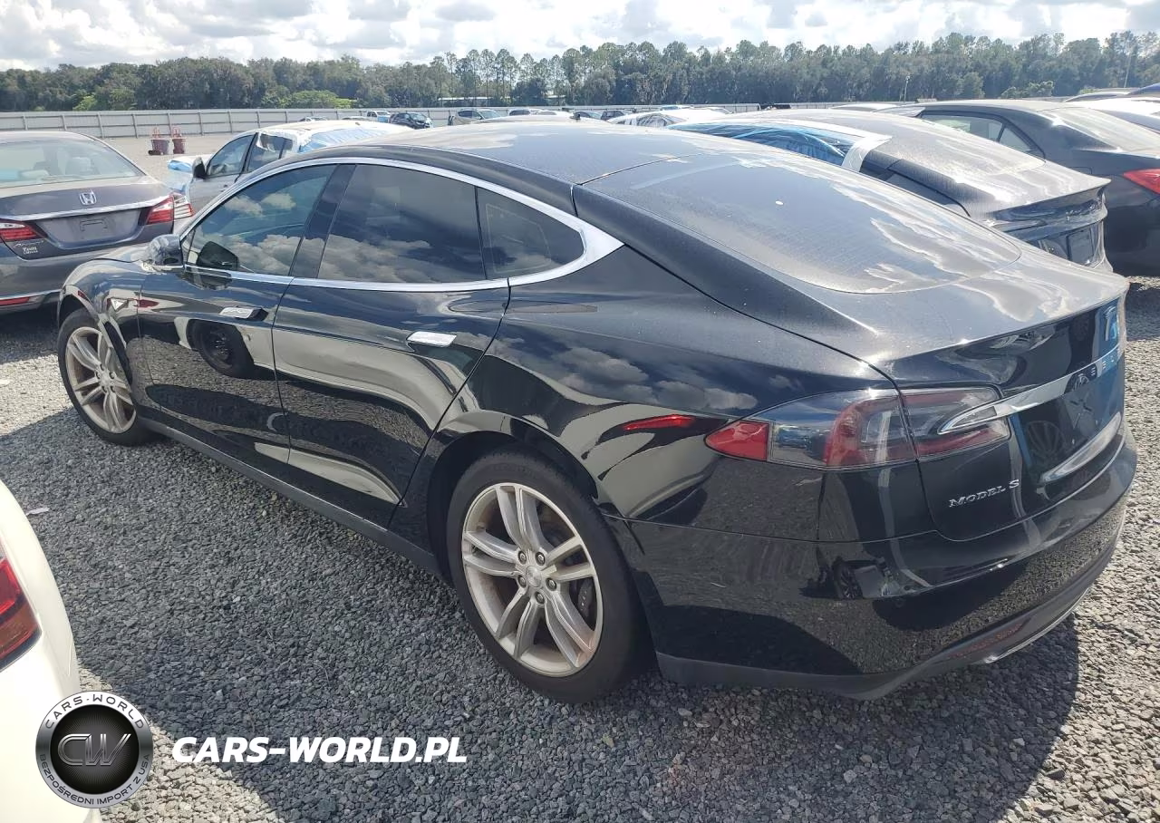 2015 Tesla Model S 70D VIN:5YJSA1S28FF085819 - 2