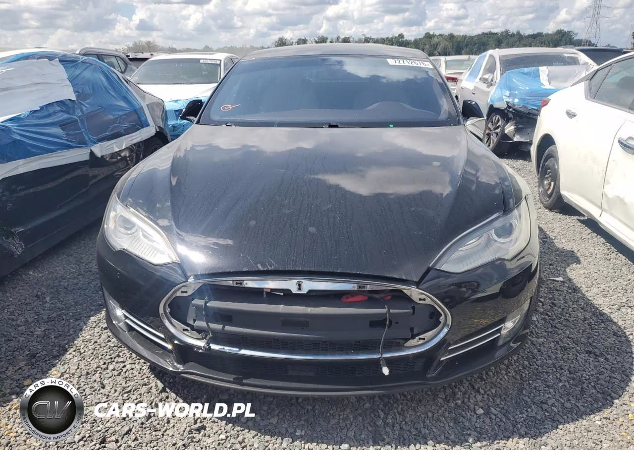 2015 Tesla Model S 70D VIN:5YJSA1S28FF085819 - 5