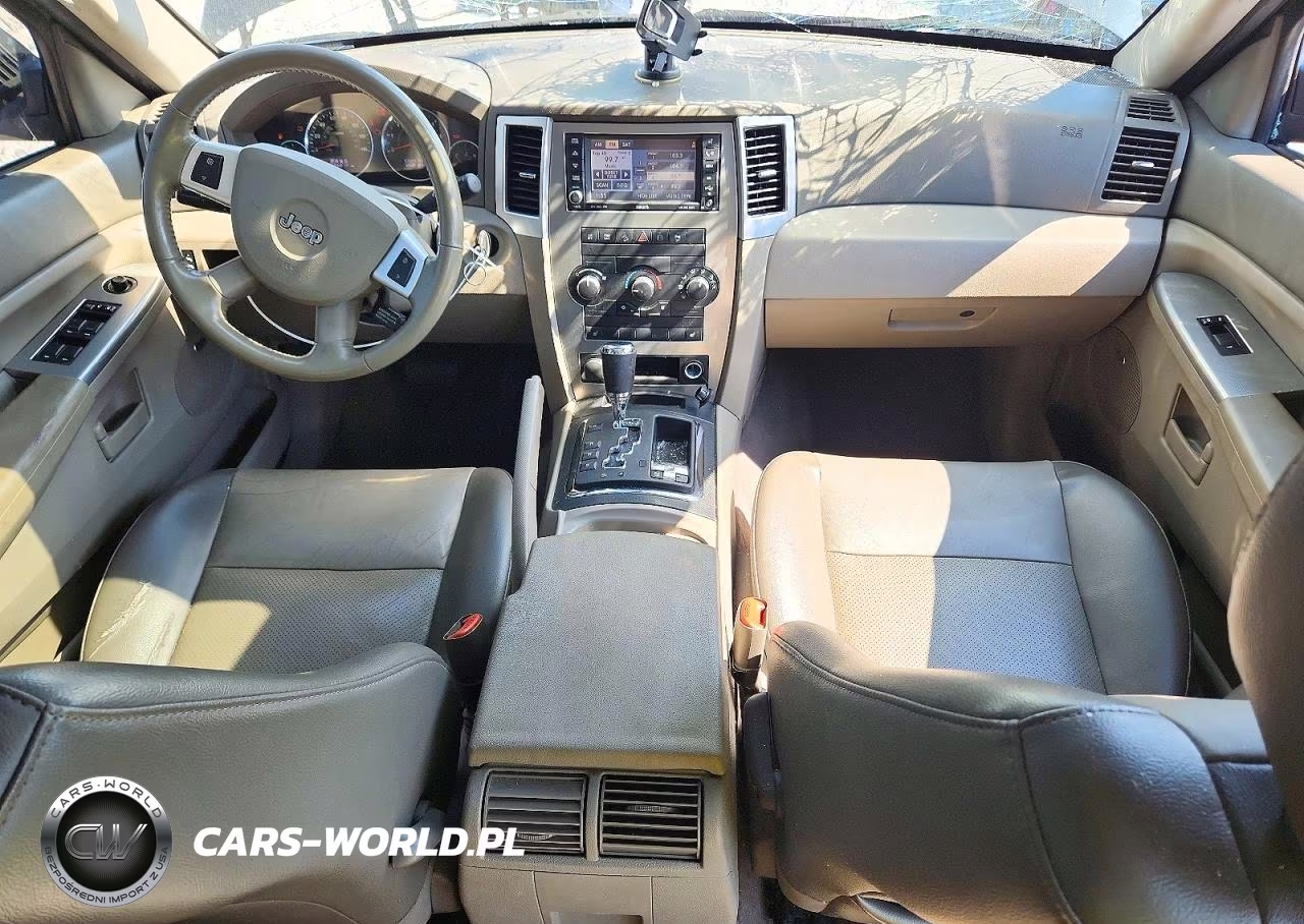 2008 Jeep Grand Cherokee Laredo VIN:1J8HR48N98C134072 - 8