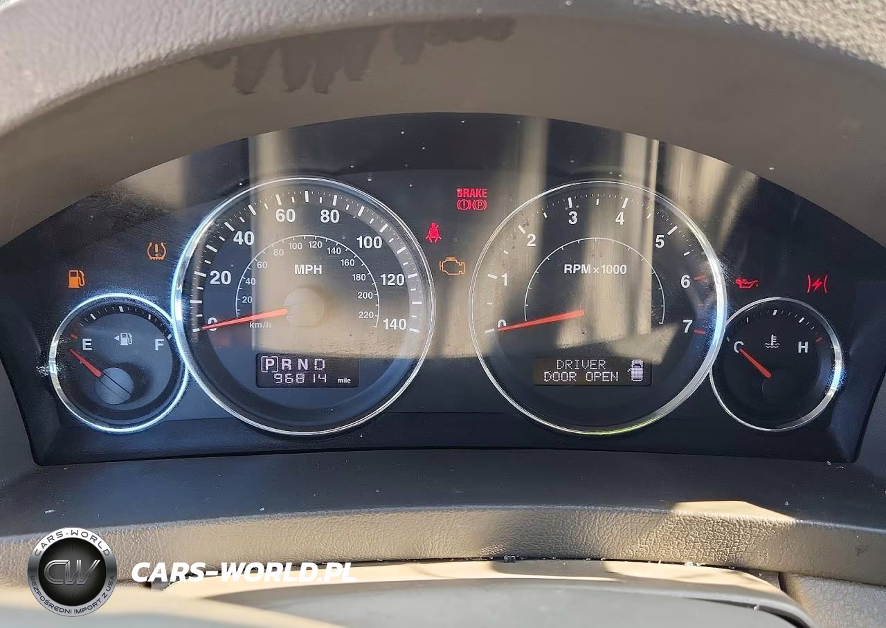 2008 Jeep Grand Cherokee Laredo VIN:1J8HR48N98C134072 - 9