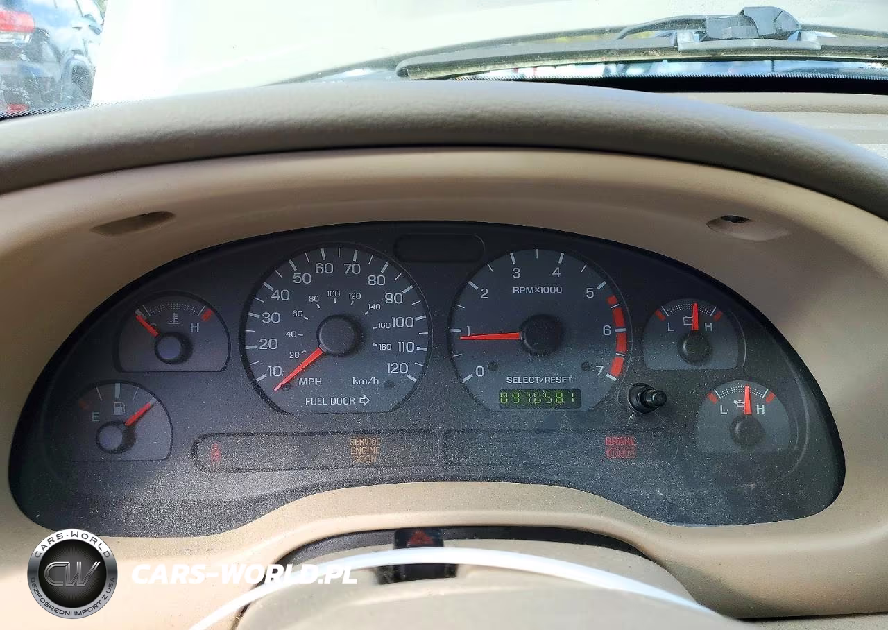 2002 Ford Mustang VIN:1FAFP40402F125697 - 9