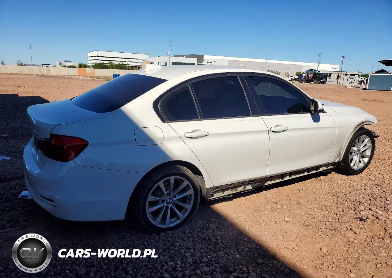 2018 BMW 320 I VIN:WBA8A9C56JAH13427 - 3