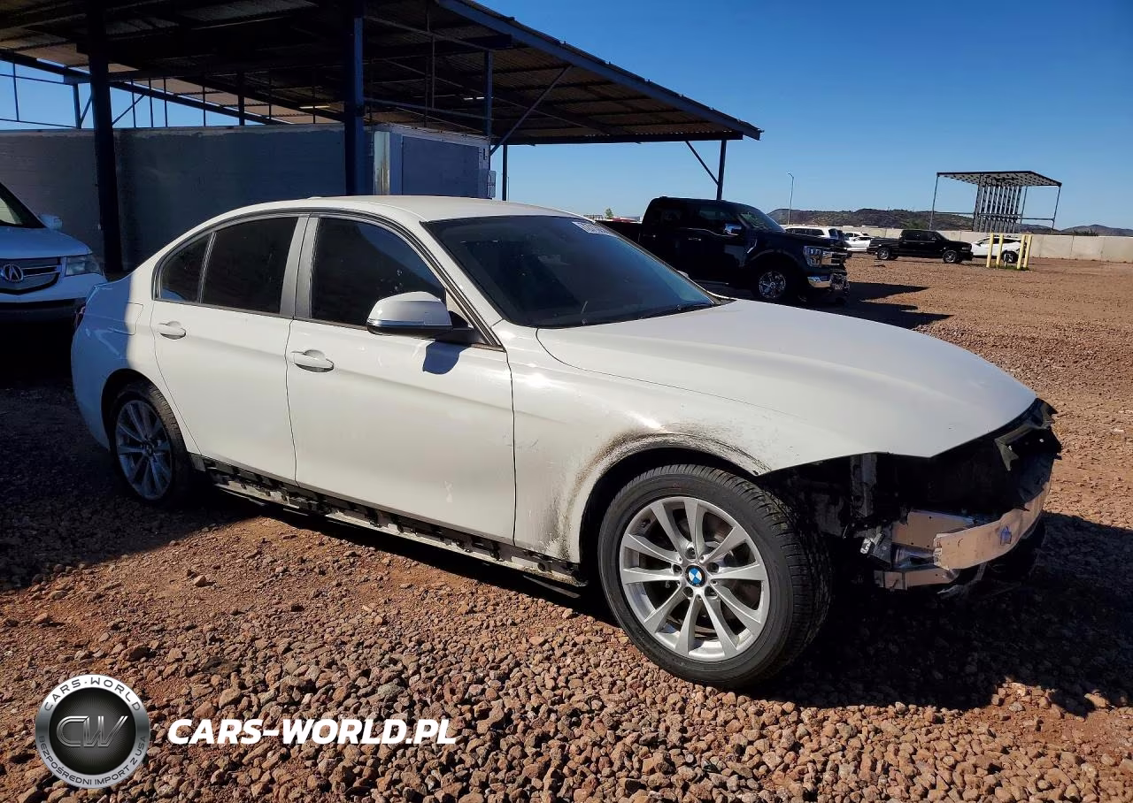 2018 BMW 320 I VIN:WBA8A9C56JAH13427 - 4