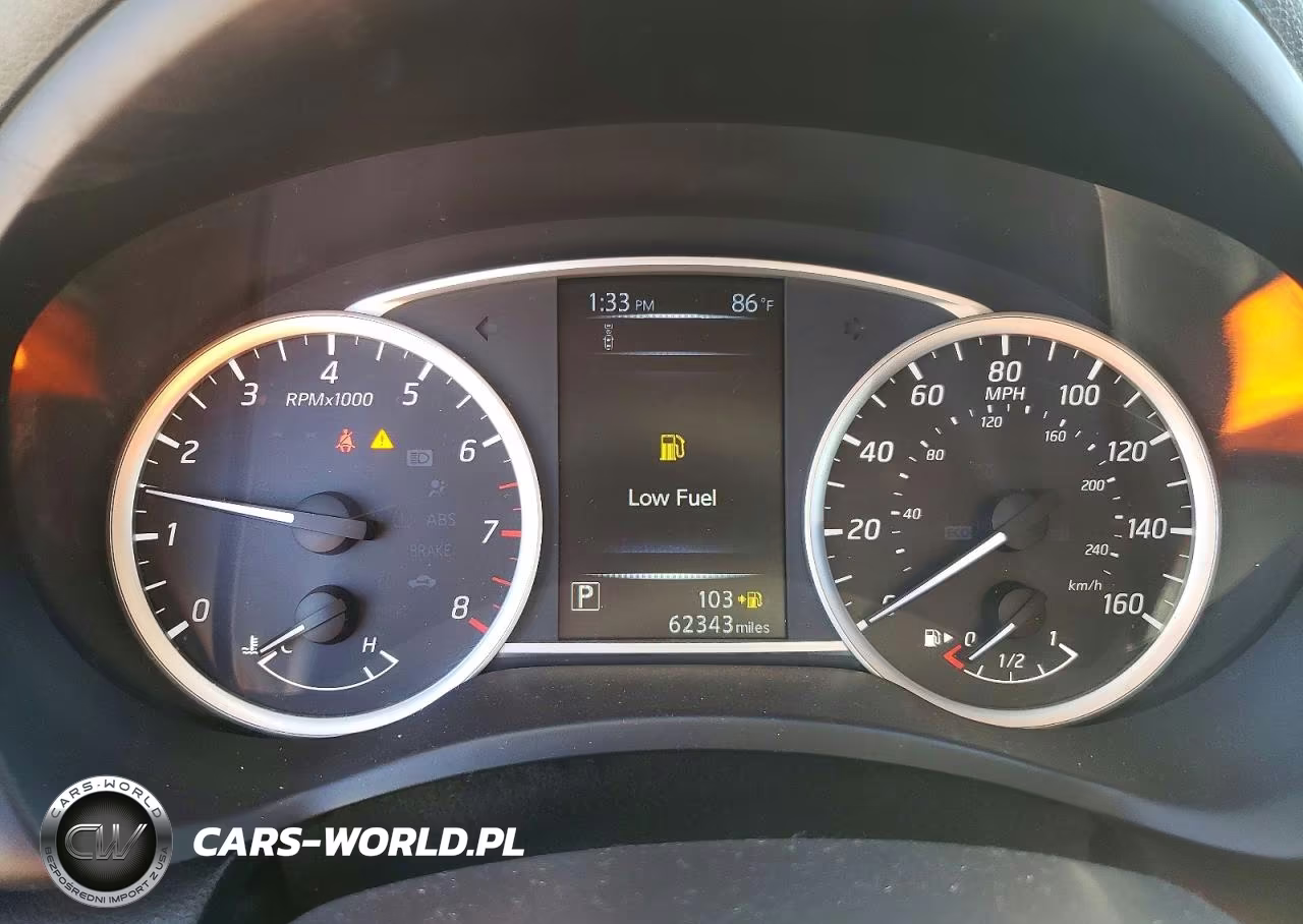 2018 Nissan Sentra S VIN:3N1AB7AP8JY331065 - 9