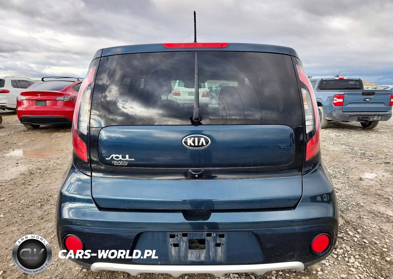 2017 Kia Soul + VIN:KNDJP3A58H7410639 - 6