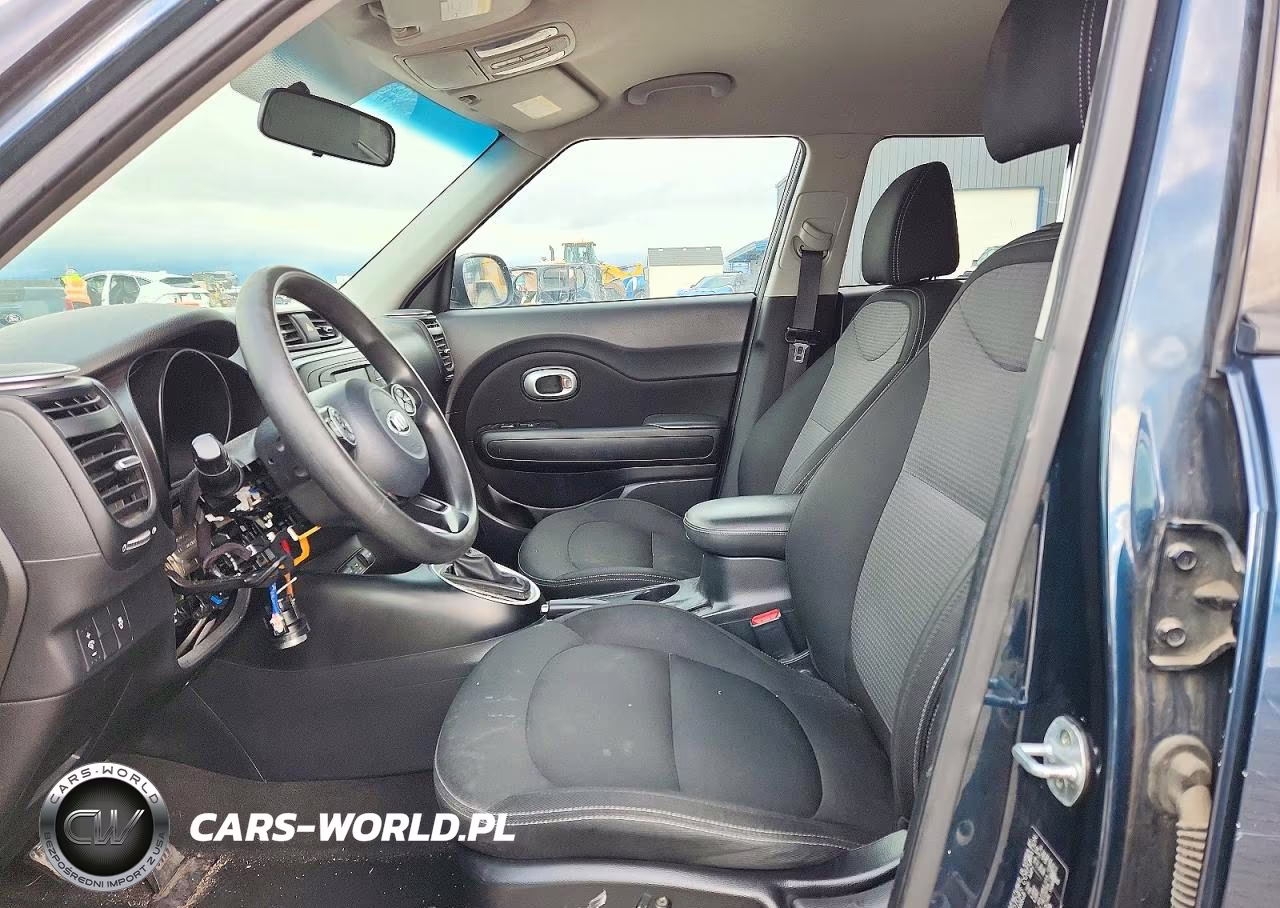 2017 Kia Soul + VIN:KNDJP3A58H7410639 - 7