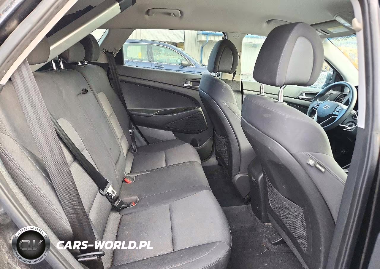 2017 Hyundai Tuscon VIN:KM8J3CA45HU397400 - 10