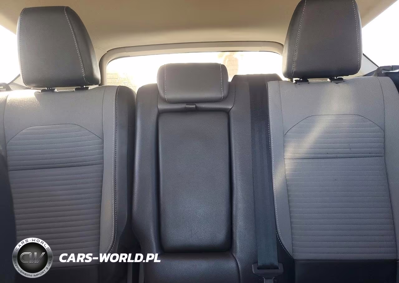 2019 Ford Escape Se VIN:1FMCU9GD5KUC05335 - 10