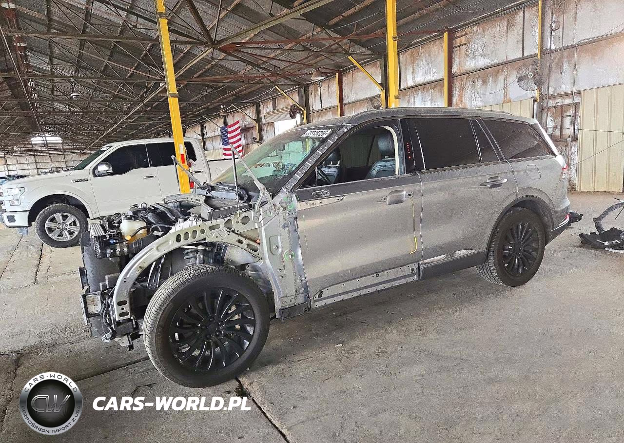 2022 Lincoln Aviator Reserve VIN:5LM5J7XC0NGL04769 - 1